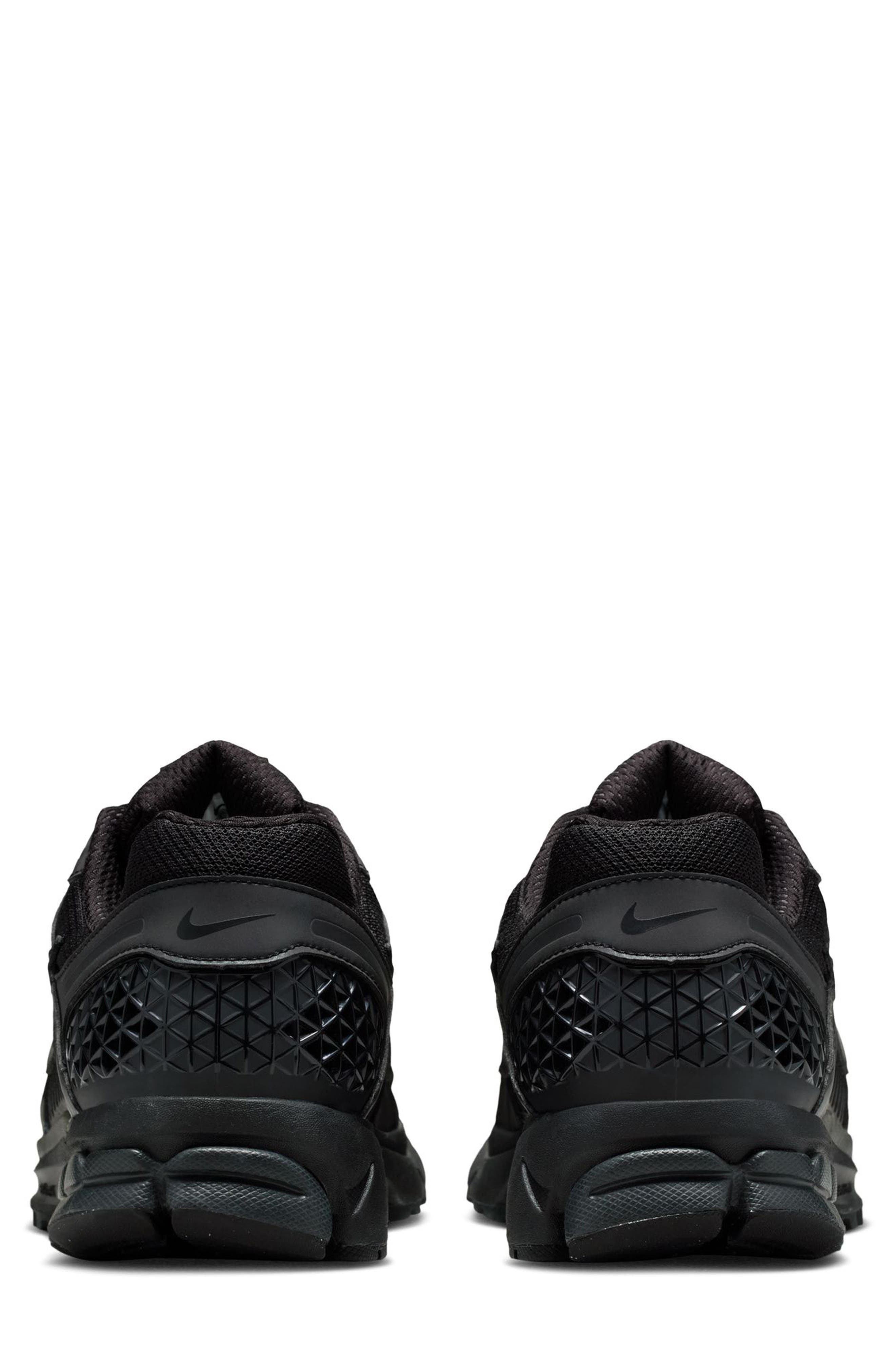 Nike Zoom Vomero 5 SP Sneaker, Alternate, color, Black/ Light Lemon Twist