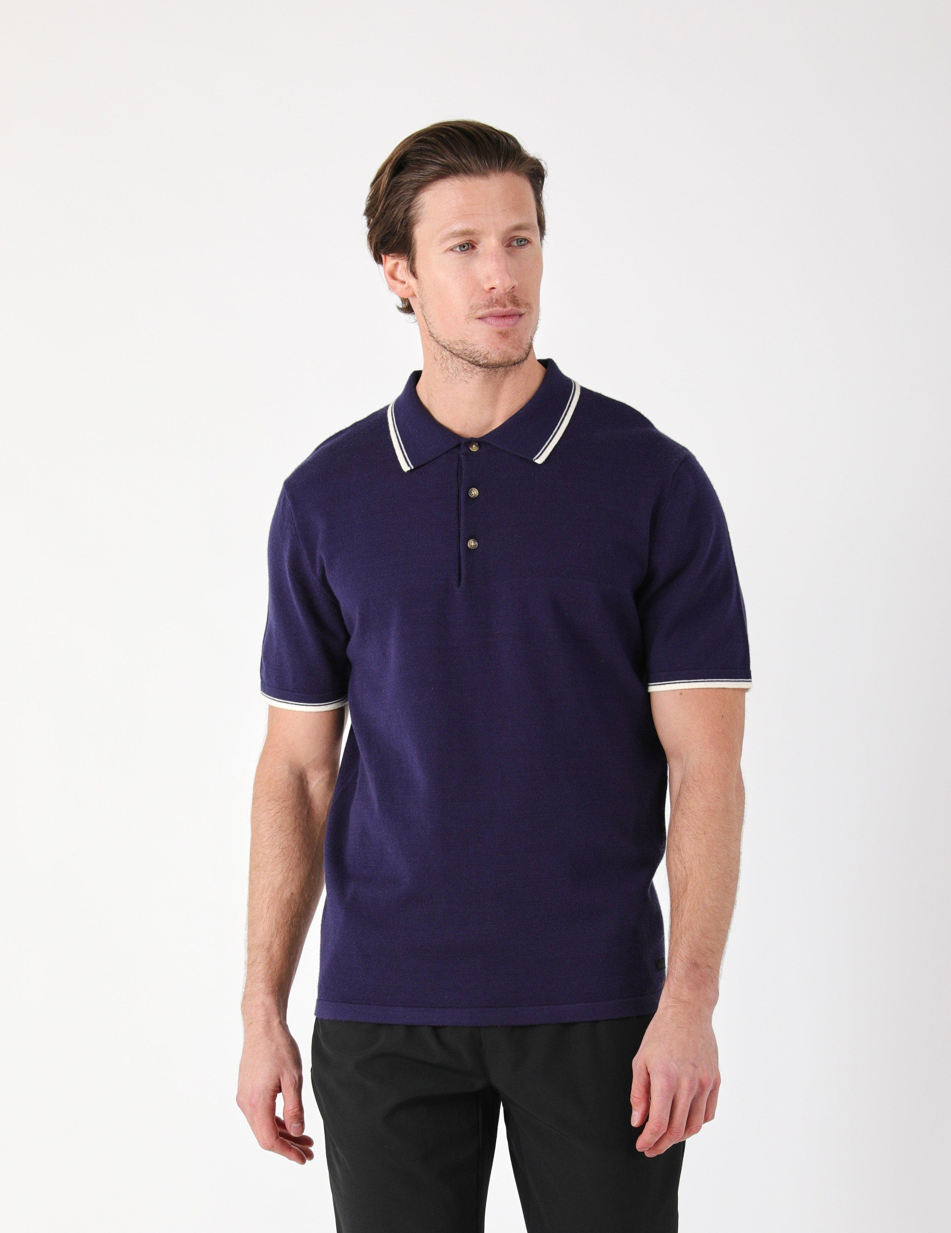 selected Navy/Oatmilk