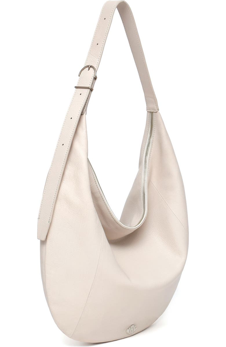 New Amsterdam Leatherworks Wyatt Leather Oversized Hobo Bag, Alternate, color, Ivory