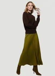 Majestic Filatures Cashmere Long Sleeve Crewneck Sweater