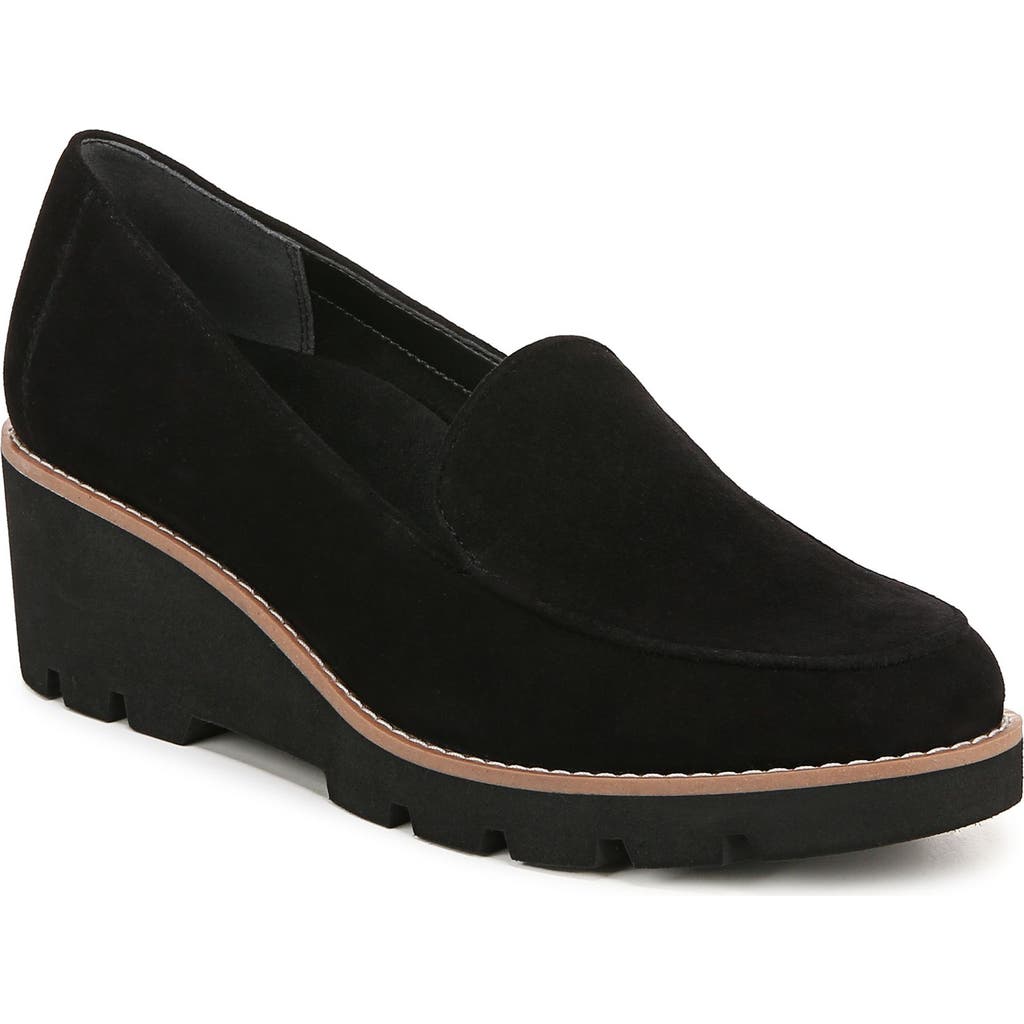 Vionic Ava Wedge Pump In Black