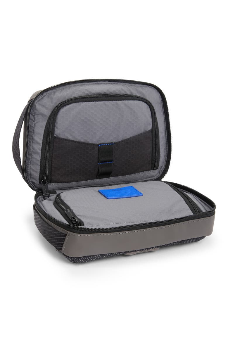 Response Travel Kit, Alternate, color, BLACK GEOMETRIC