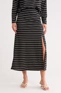 GO COUTURE Slit Maxi Skirt