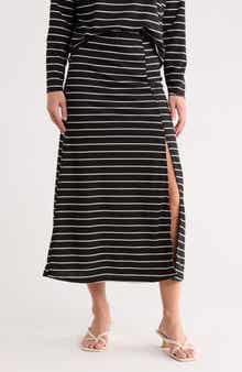 GO COUTURE Slit Maxi Skirt