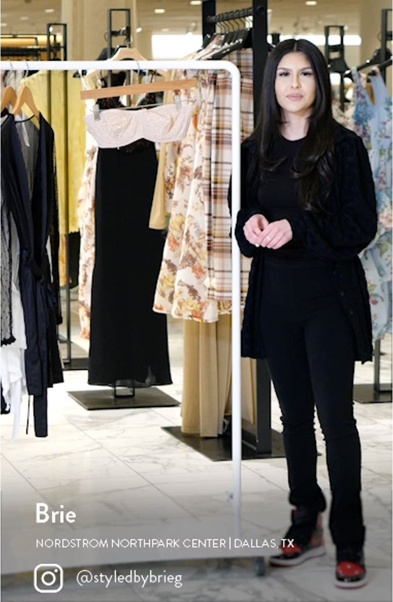 Halo Lace Underwire Strapless Bra, sales video thumbnail