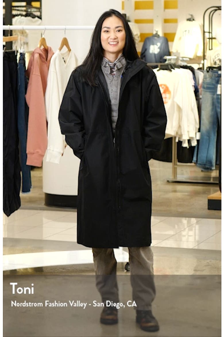 Daybreak Water Repellent Hooded Jacket video