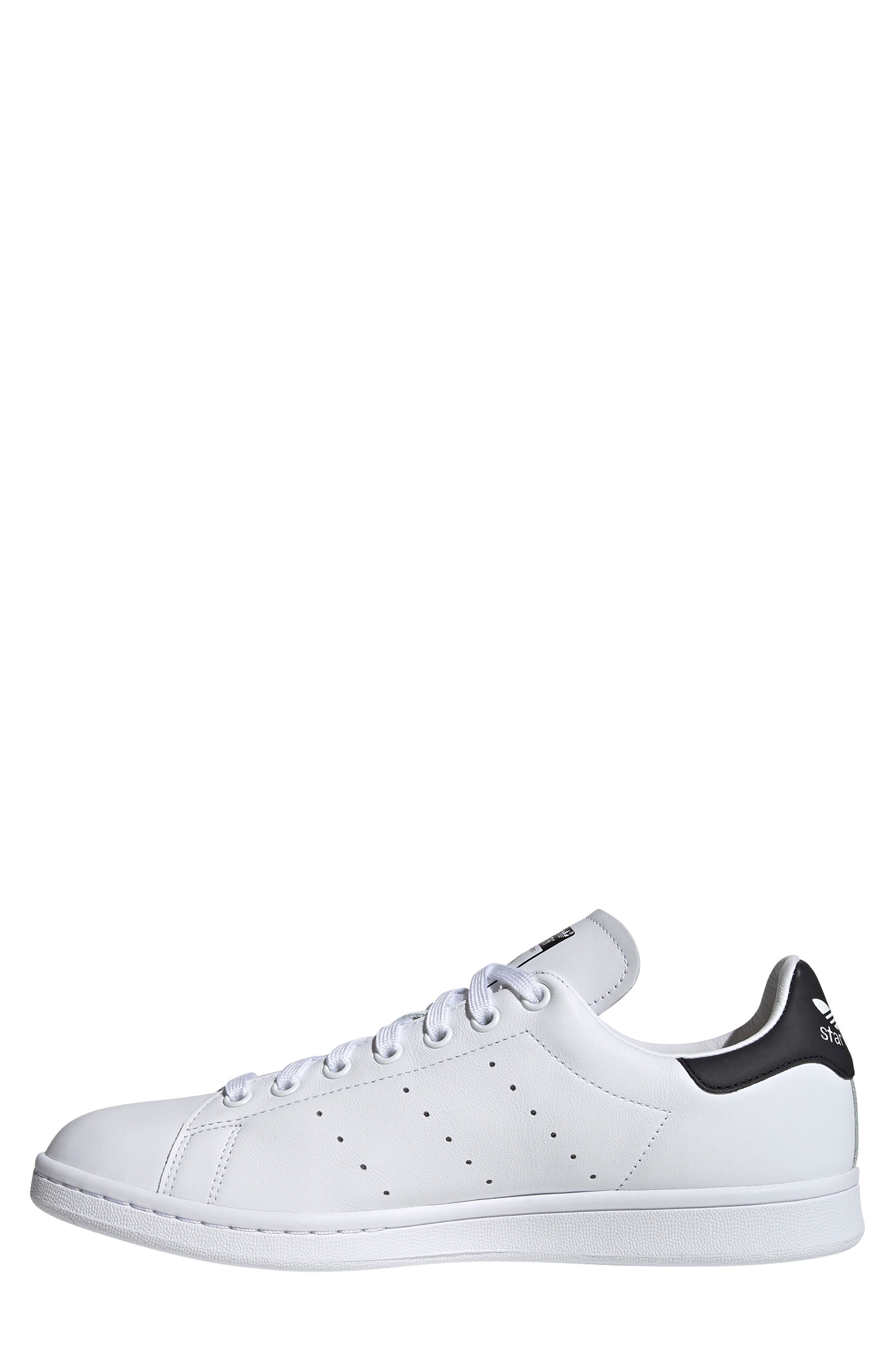 adidas Stan Smith Disney Mickey Mouse Sneaker, Alternate, color, 