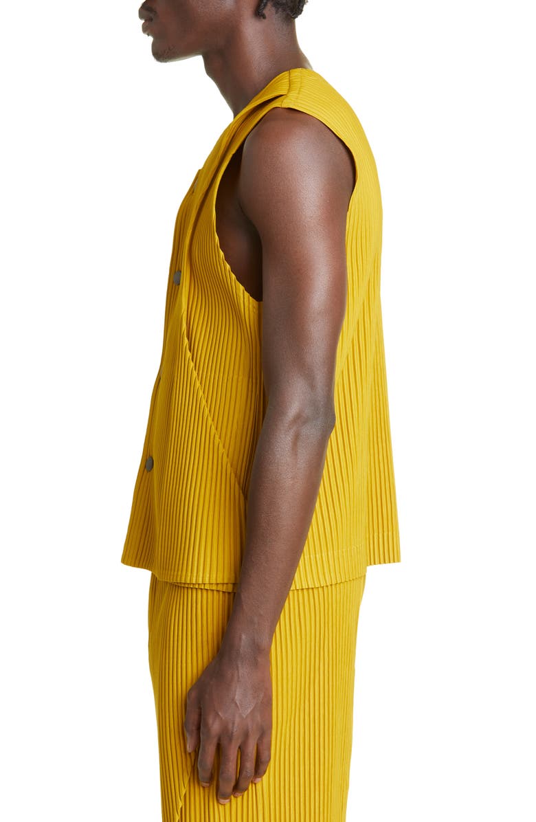 Homme Plissé Issey Miyake Men's Bow Pleated Snap Front Vest, Alternate, color,