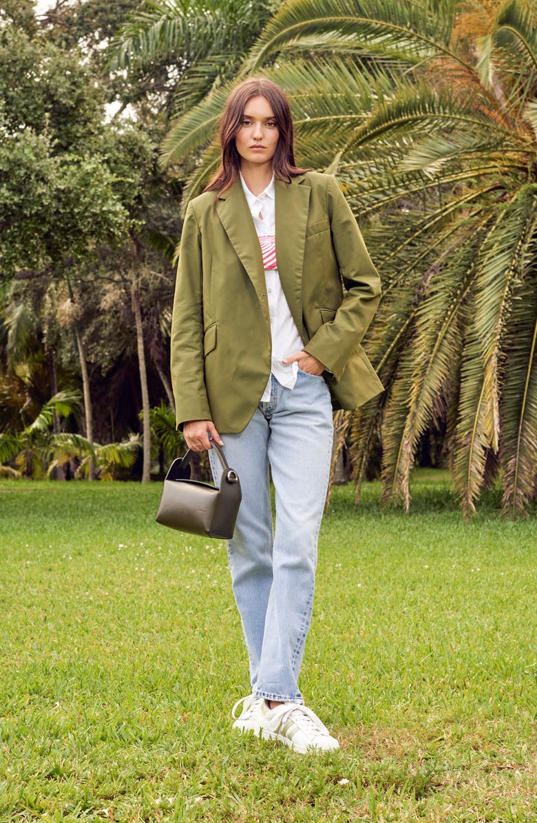 WE-AR4 The Pastry Box Handbag, Alternate, color, Dark Green