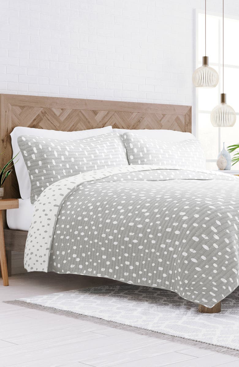 HOMESPUN All Season Painted Dot 3-Piece Down Alternative Reversible Quilt Set, Alternate, color, Light Gray