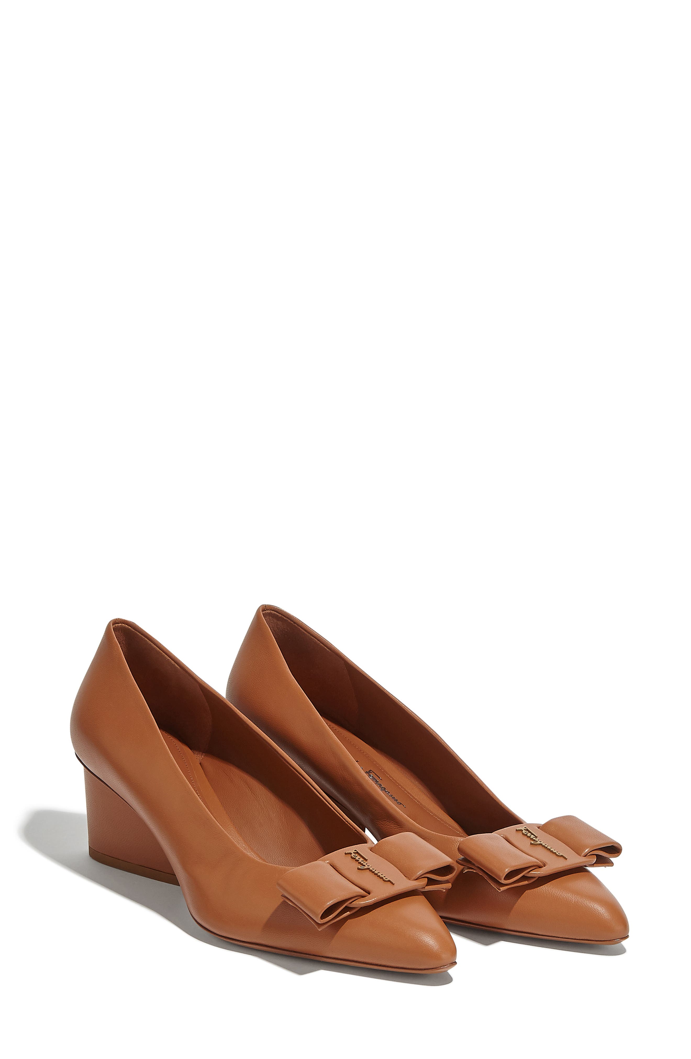 FERRAGAMO Viva Bow Pointed Toe Pump, Main, color, 