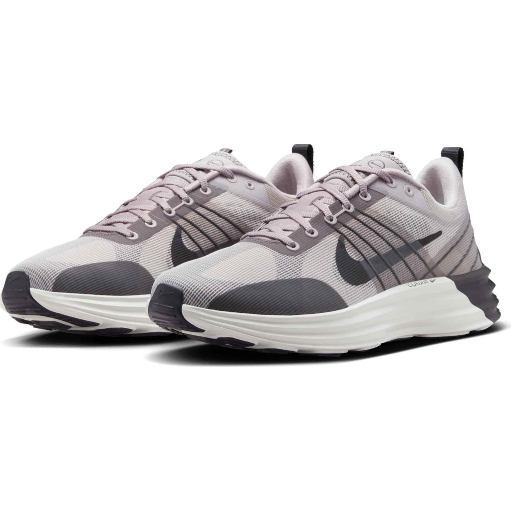 Nike Lunar Roam Sneaker In College Grey/black/brown