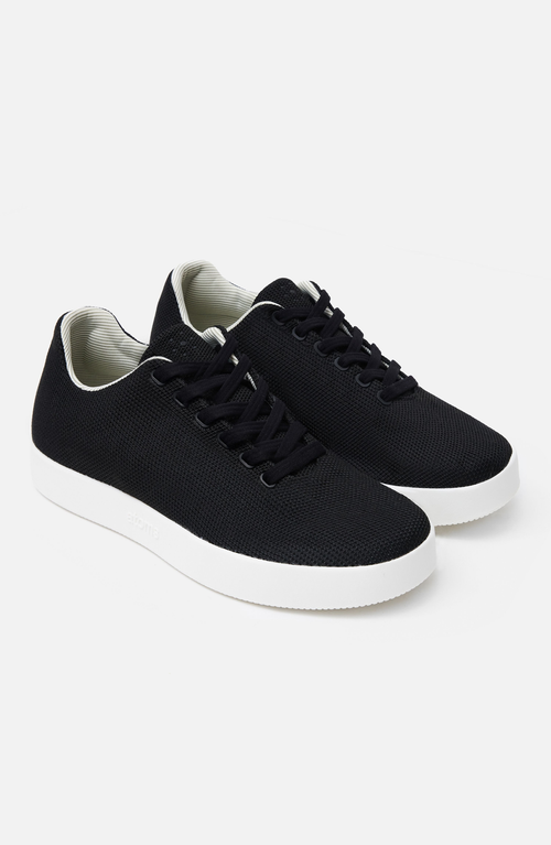 Atoms Model 000: Black & White In Black & White