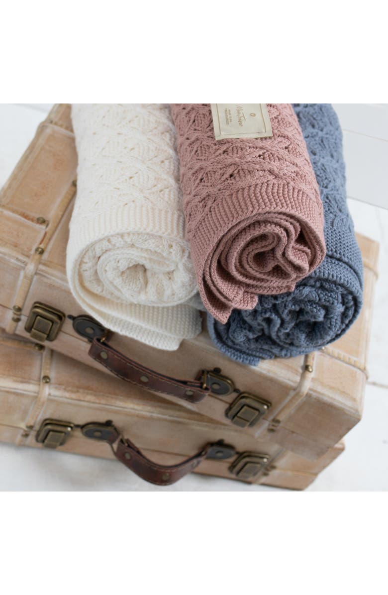 Mon Tresor Bebe Extra Luxe Knit Blanket, Alternate, color, 