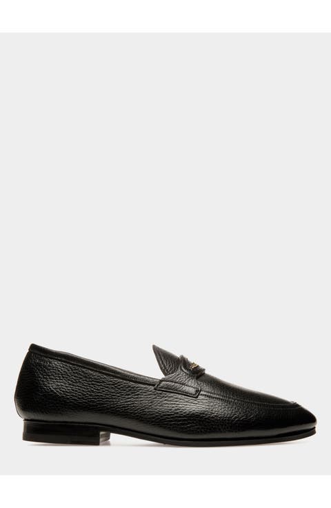 Pesek Loafers