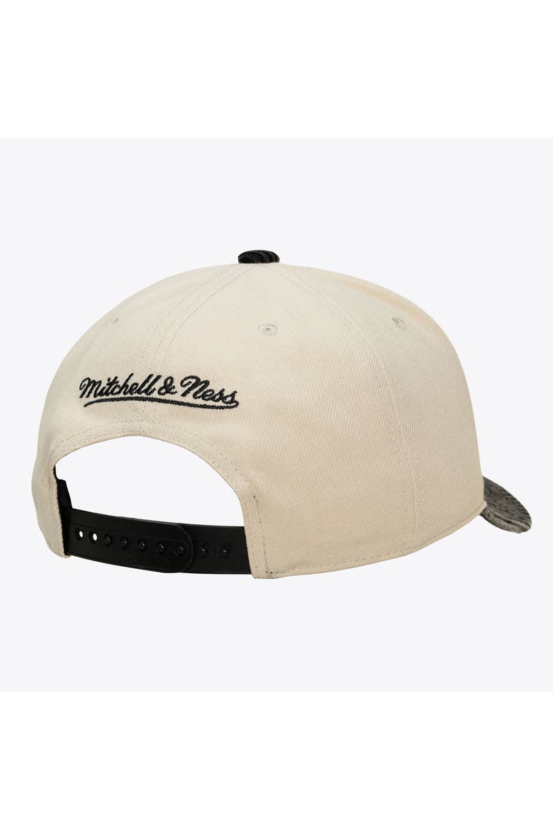 Men's Mitchell & Ness Cream/Black Portland Trail Blazers Washed Corduroy Pro Crown Snapback Hat, Alternate, color, Cream