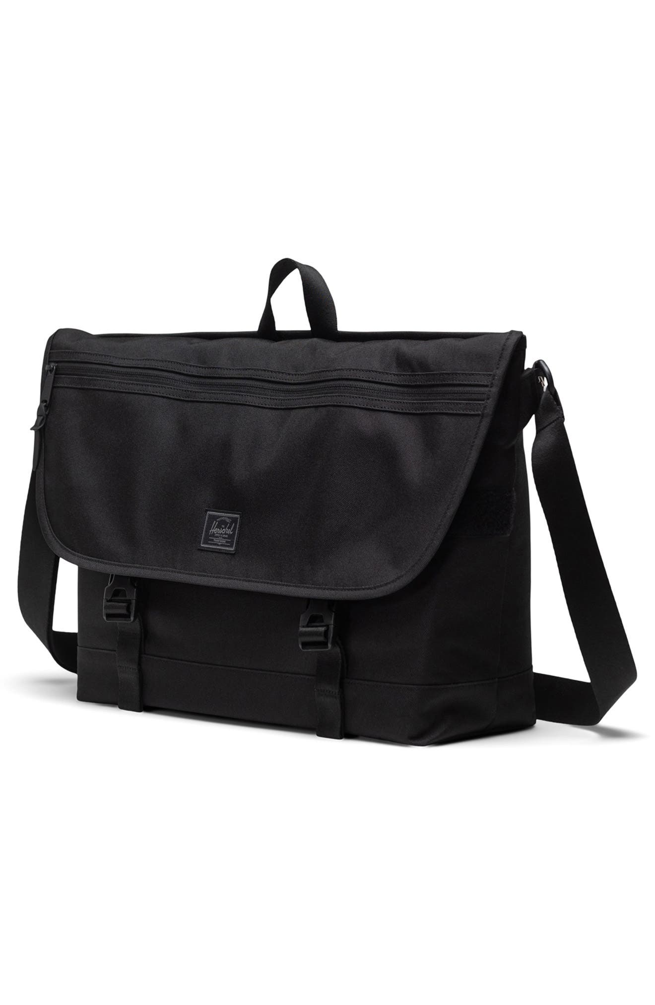 Herschel Supply Co. Cove Messenger Bag, Alternate, color, Black Tonal