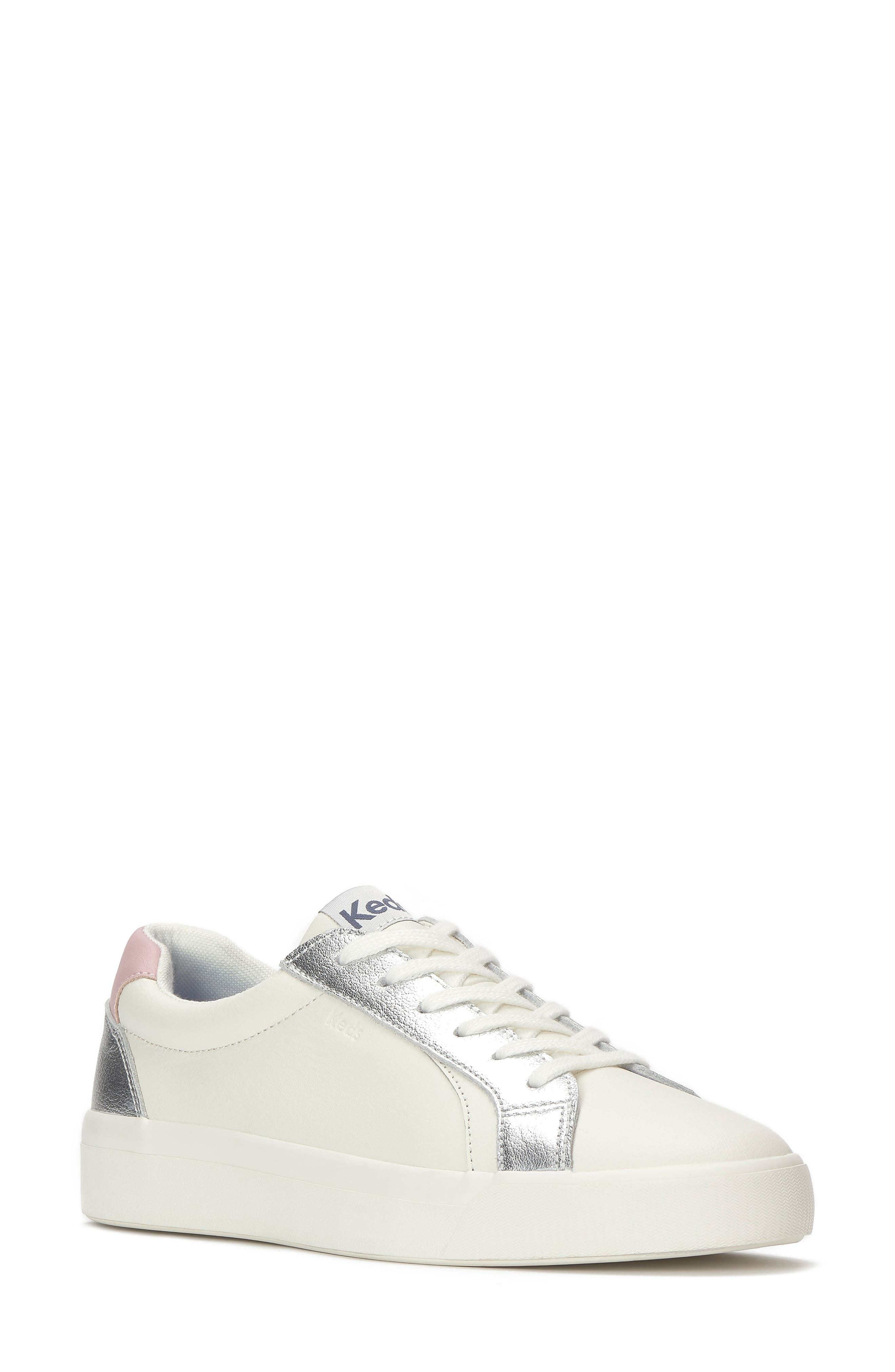 Pursuit Leather Sneaker