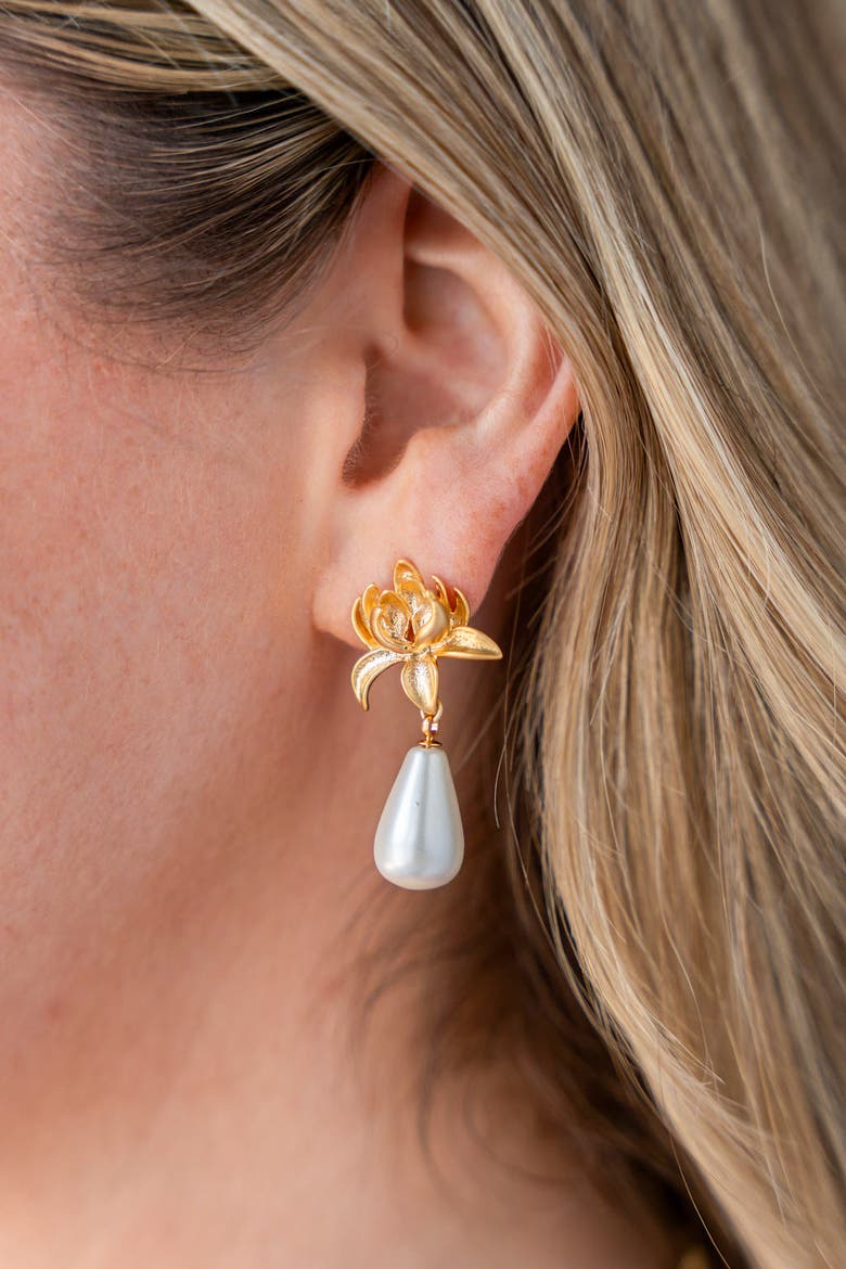 Lily Shell Pearl Earrings, Alternate, color, Gold