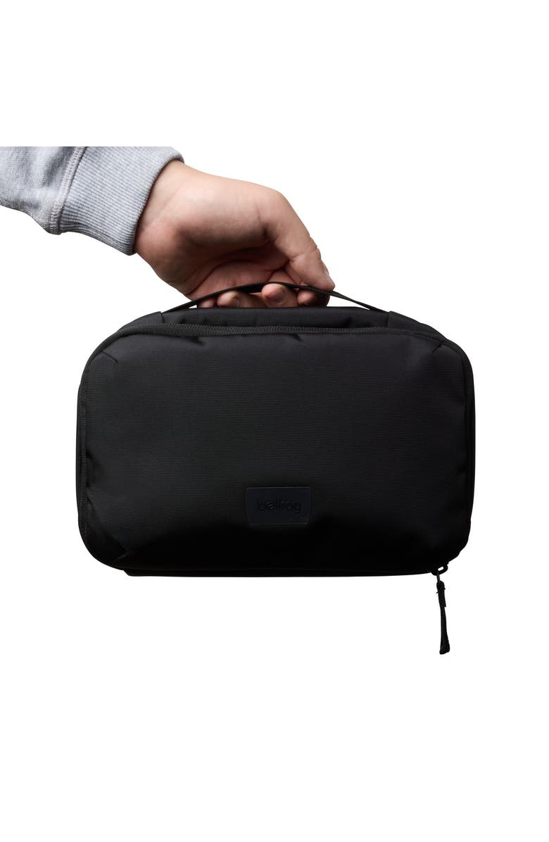 Bellroy Hanging Water Resistant Toiletry Kit, Alternate, color, Black