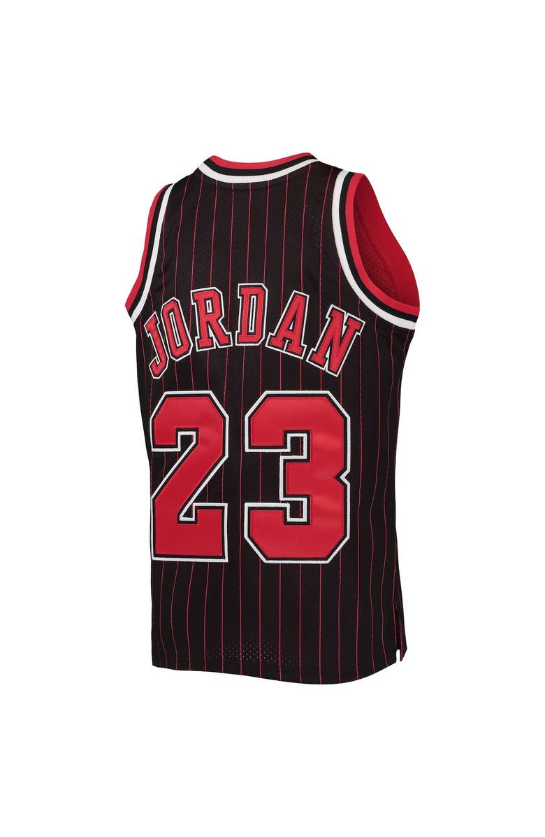 Mitchell & Ness Youth Mitchell & Ness Michael Jordan Black/Red Chicago Bulls 1996-97 Hardwood Classics Authentic Jersey, Alternate, color, Black