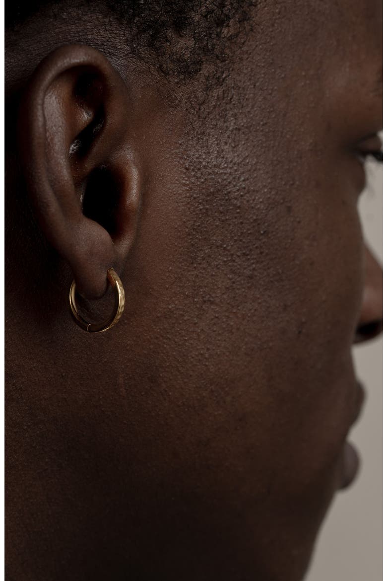 Men's Medium Hammered Nomad Huggie Hoops, Alternate, color, Yellow Gold Vermeil