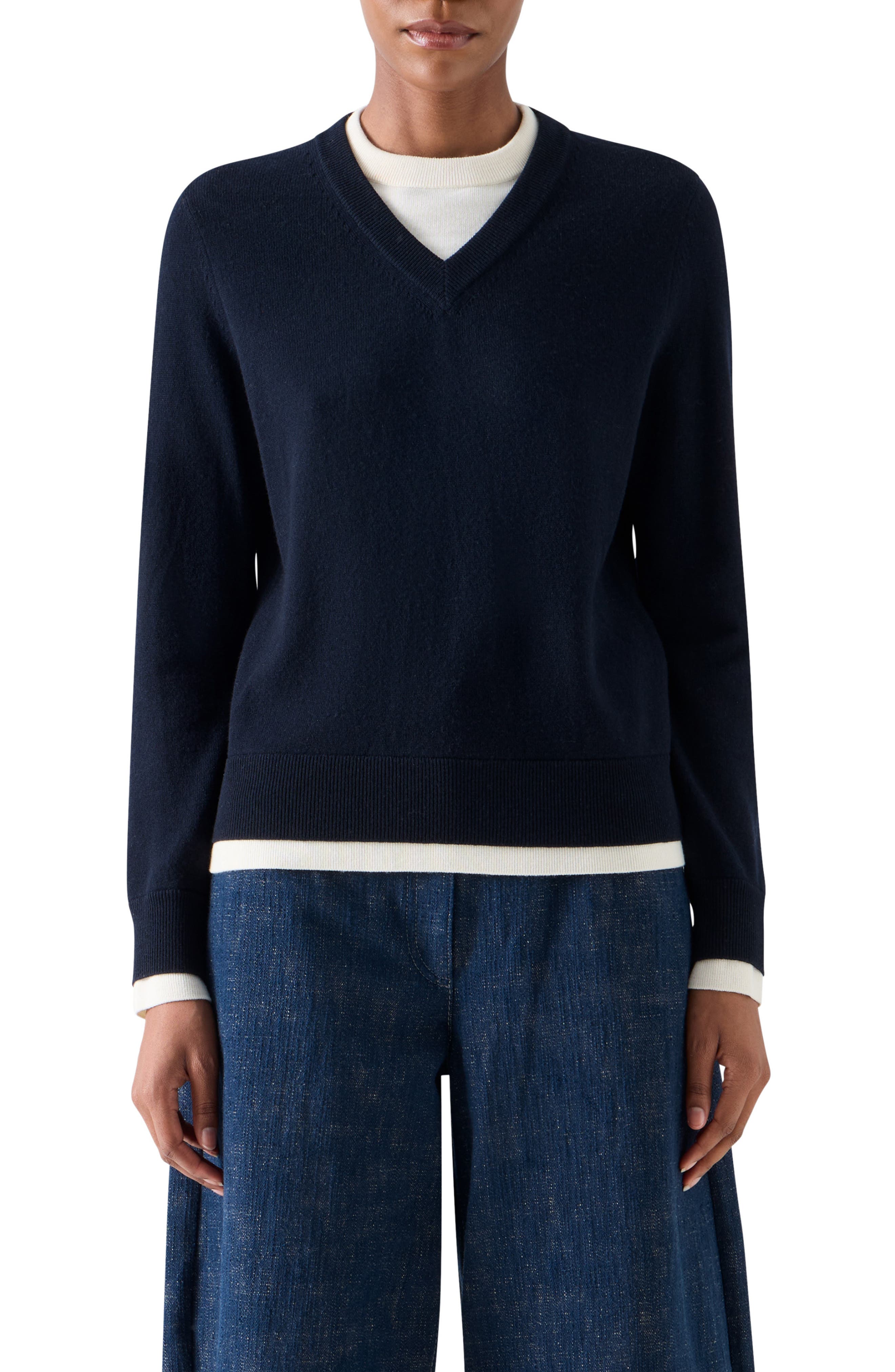 selected NAVY-CREAM