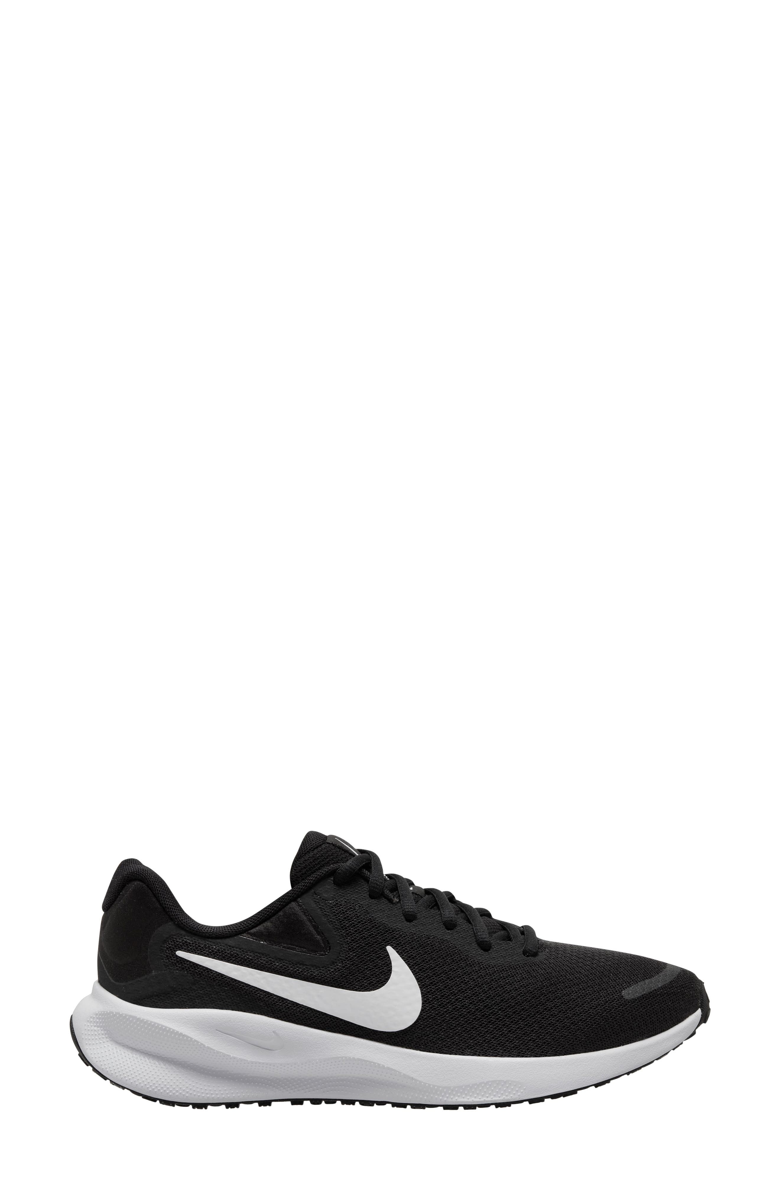 Nike Revolution 7 Running Shoe