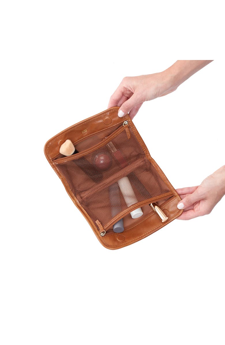 HOBO Beauty Leather Cosmetics Case, Alternate, color, Truffle