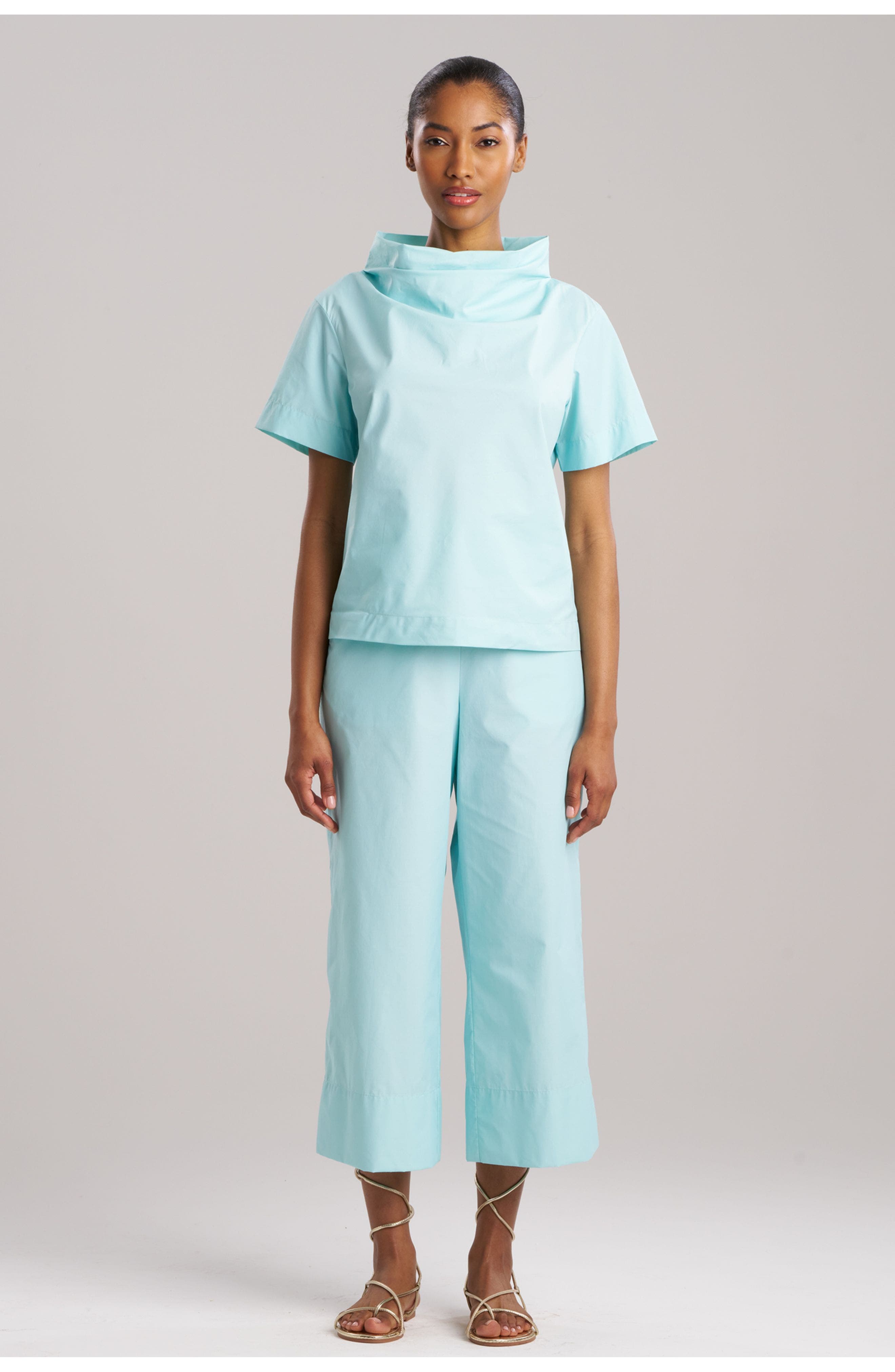 TECHNO POPLIN Short Sleeve Funnel Neck Top