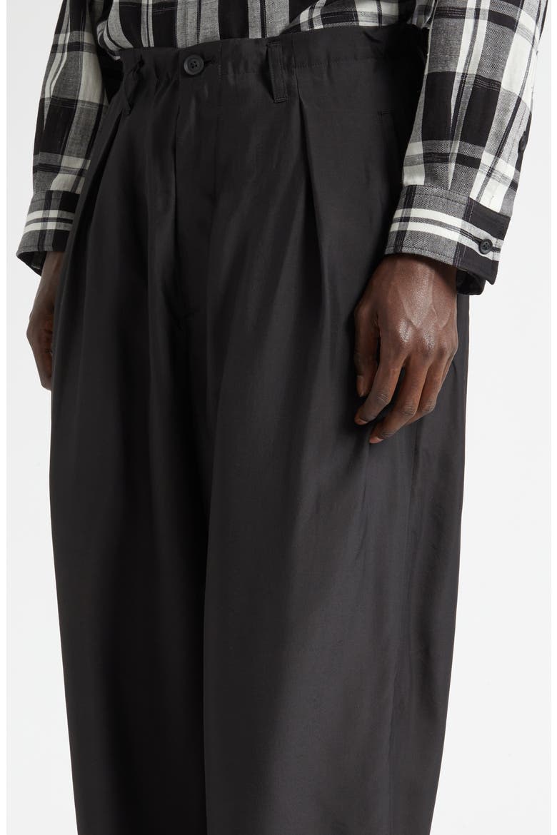 1-Tuck Pleated Silk Pants, Alternate, color, BLACK