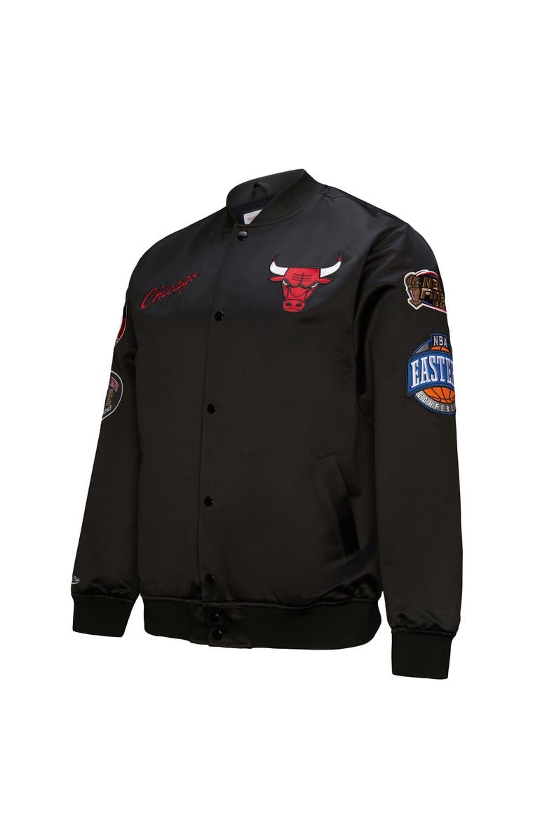 Mitchell & Ness Men's Black Chicago Bulls Hardwood Classics Blackout Collection Satin Full-Zip Jacket, Alternate, color, Black