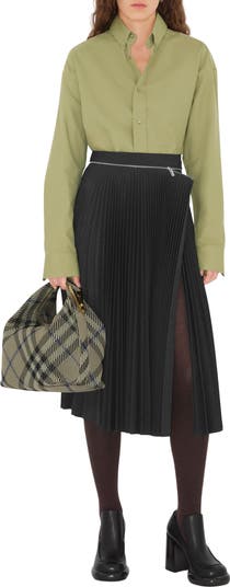 Burberry ミディアム ペグ ダッフルバッグ Medium Peg Duffle Bag in Lichen - Women | Burberry® Official