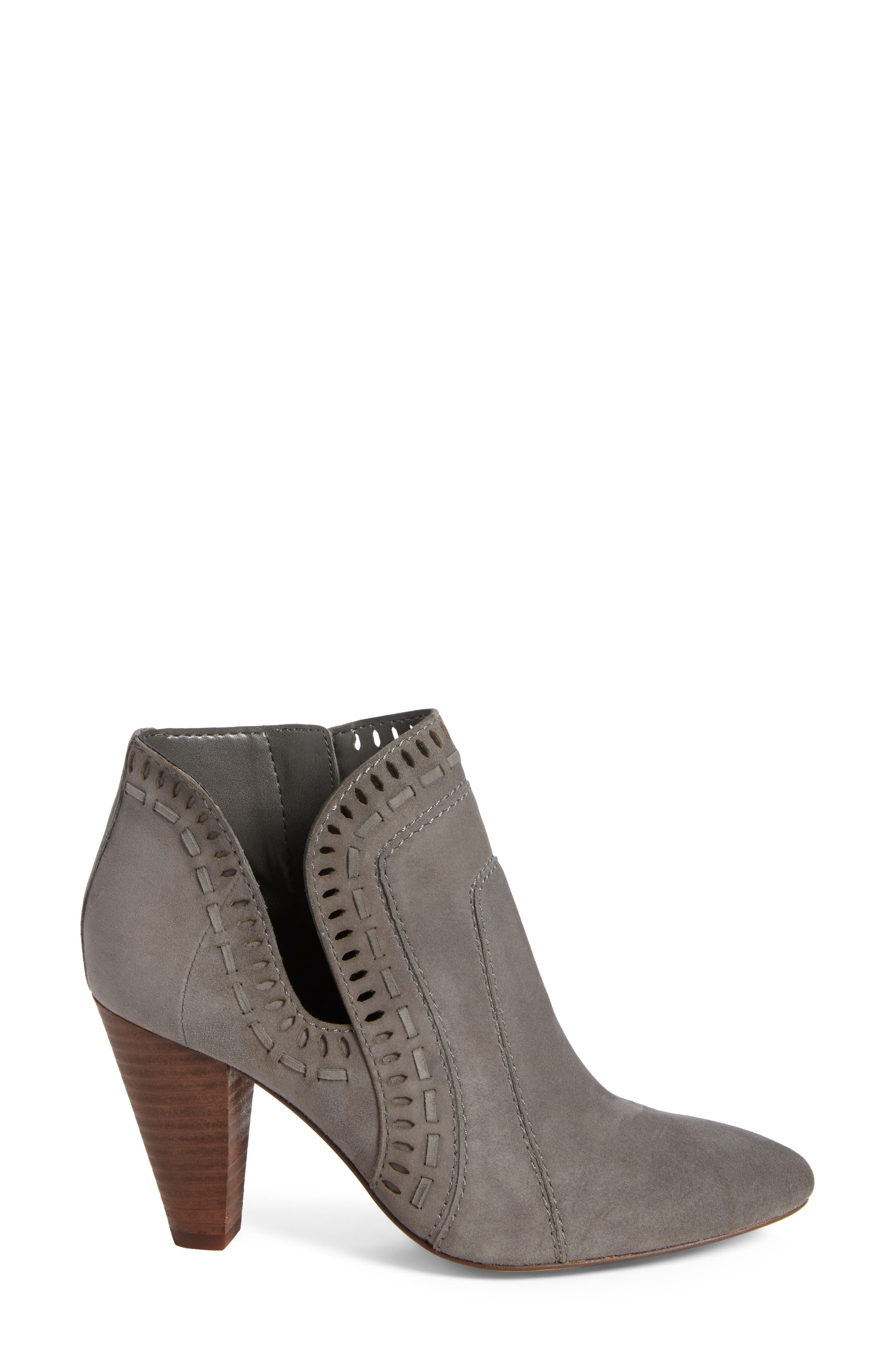 Vince Camuto Reeista Bootie, Alternate, color, 