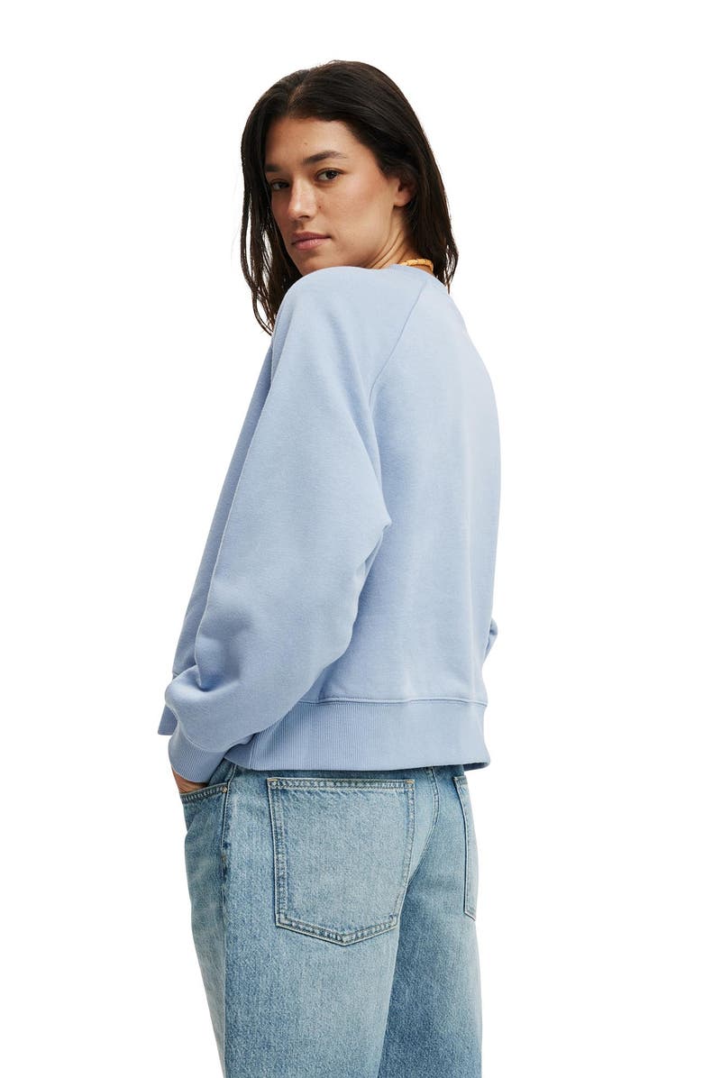 Cotton On Women's Classic Fleece Graphic Raglan Crew Sweatshirt, Alternate, color, Hillside Produce Dusk Blue