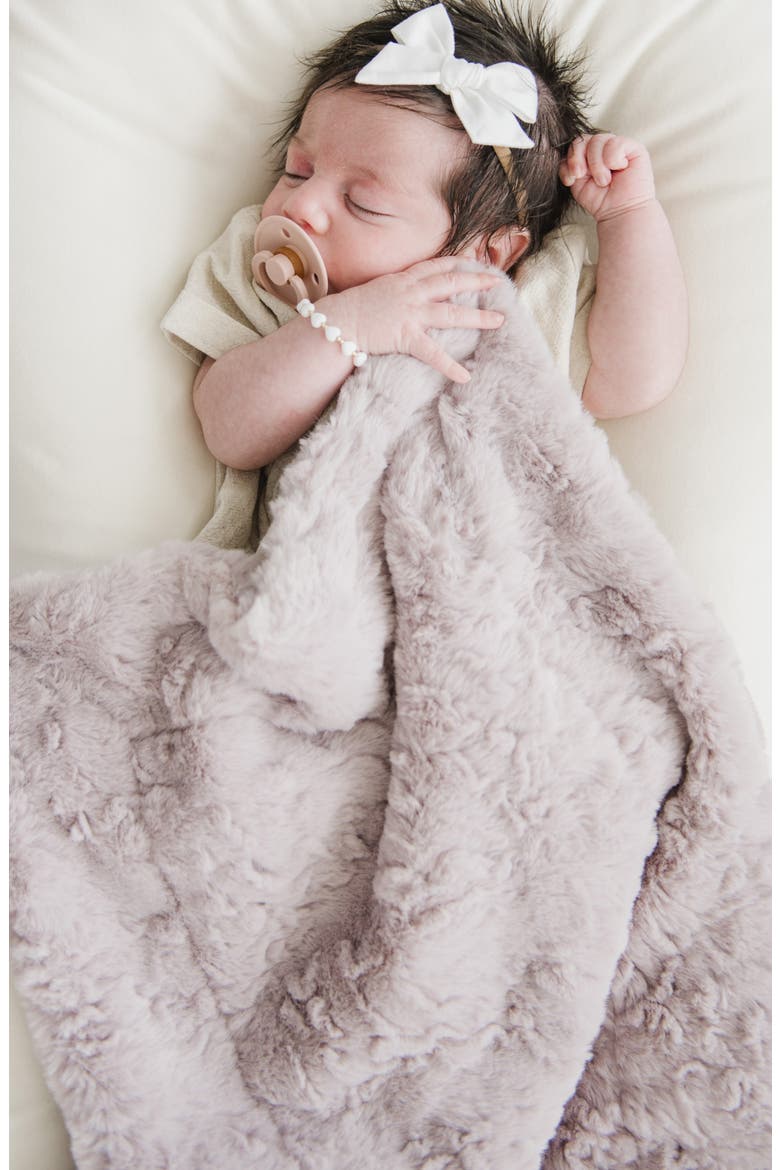 Dream Faux Fur Receiving Blanket, Alternate, color, LILAC