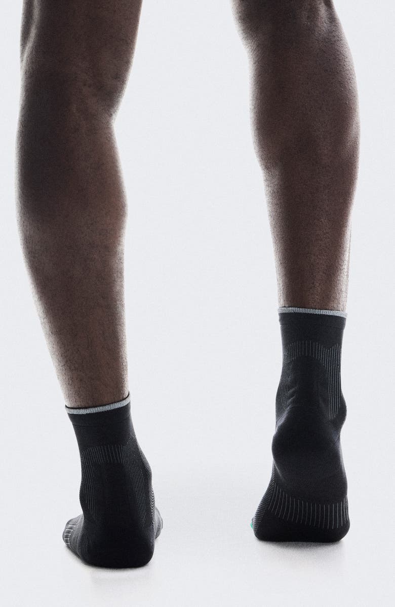 On Elite Run Quarter Socks, Alternate, color, 