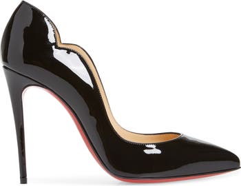 Hot Chick Scallop Pointed Toe Pump