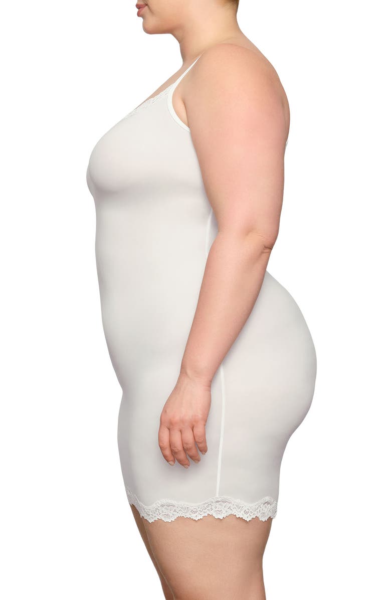 SKIMS Fits Everybody Lace Slipdress, Alternate, color, Marble