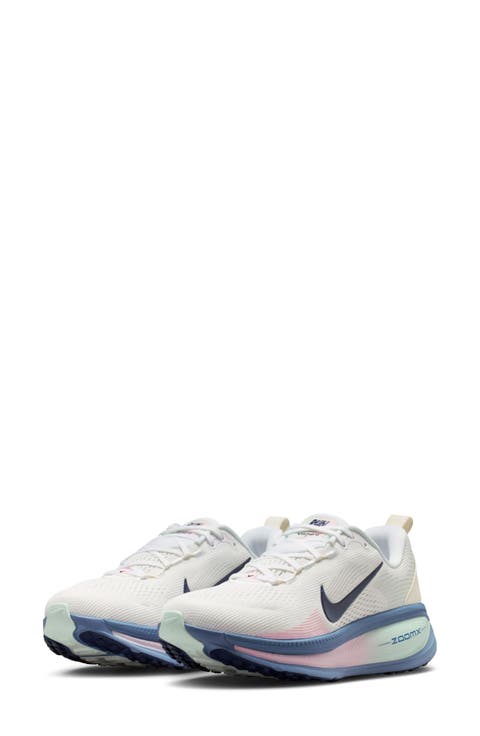 Vomero 18 Running Shoe (Women)