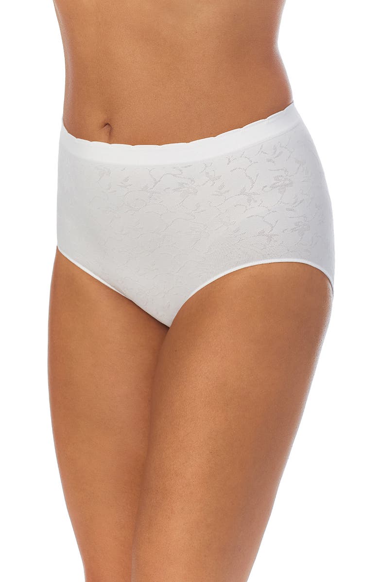 Ellen Tracy 3-Pack Assorted Seamless Briefs, Alternate, color, Black/ White/ Sand