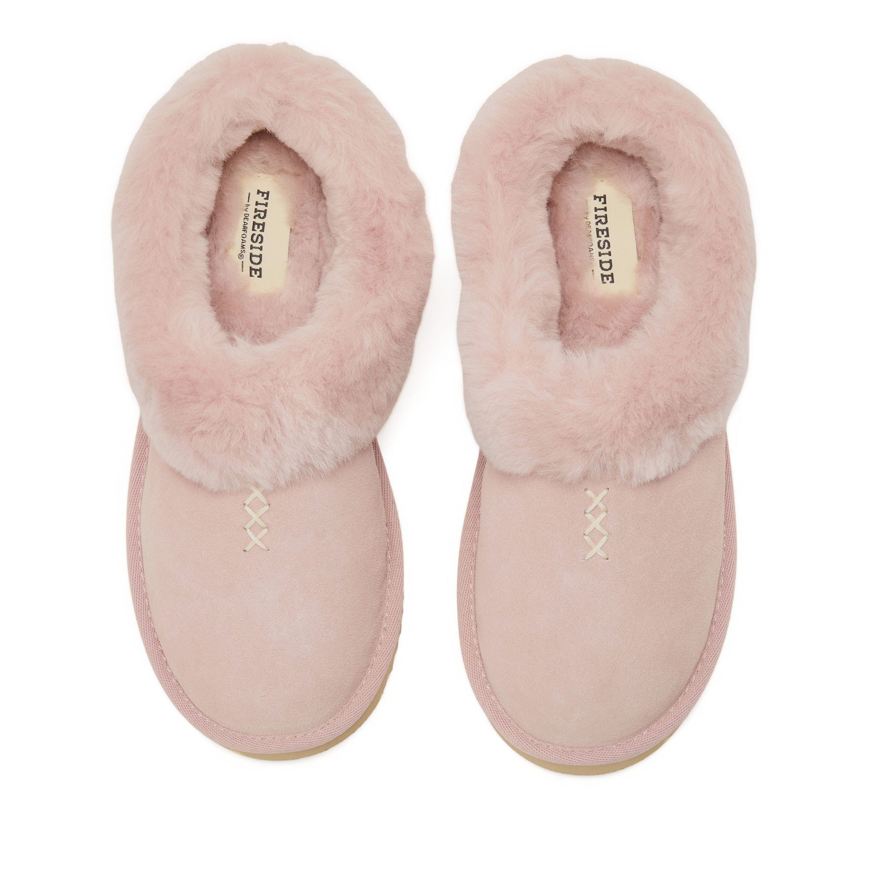DEARFOAMS Fireside Adelaide Genuine Shearling Clog Slipper, Alternate, color, Dusty Pink