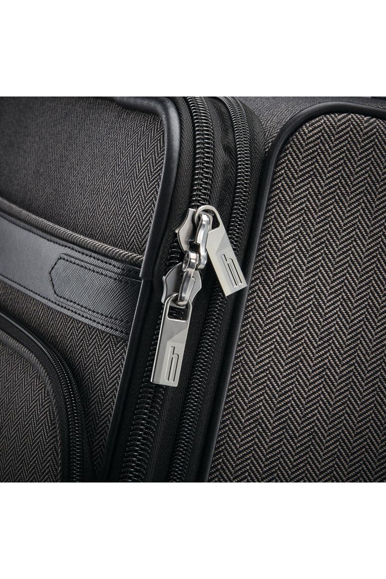 Herringbone Deluxe Extended Journey Expandable 29" Large Checked Spinner Luggage, Alternate, color, Black Herringbone