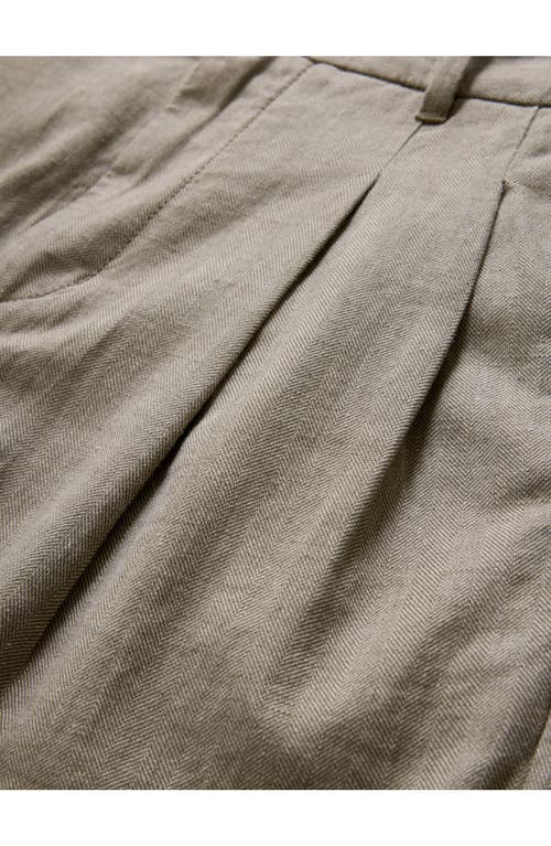 John Varvatos Kian Pleated Carrot Fit Pants In Smoked Pearl Grey