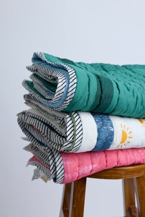 Cqc La High Tide Baby Quilt In Blue