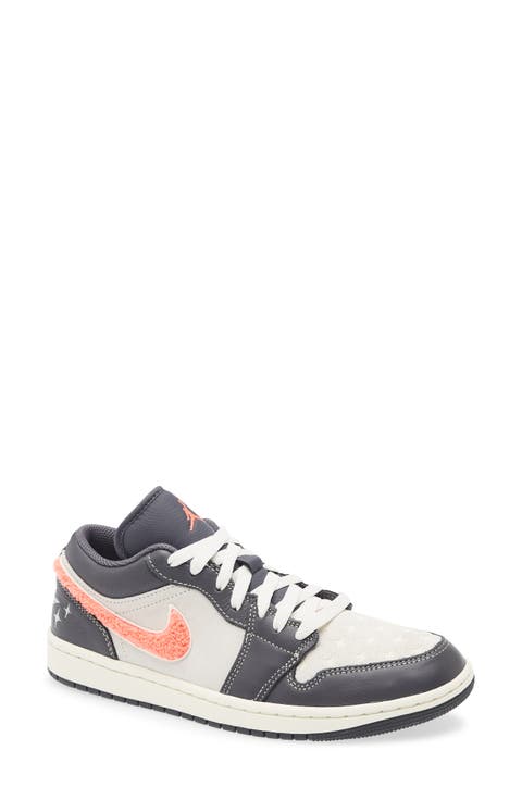 Air Jordan 1 Low Basketball Sneaker (Women)