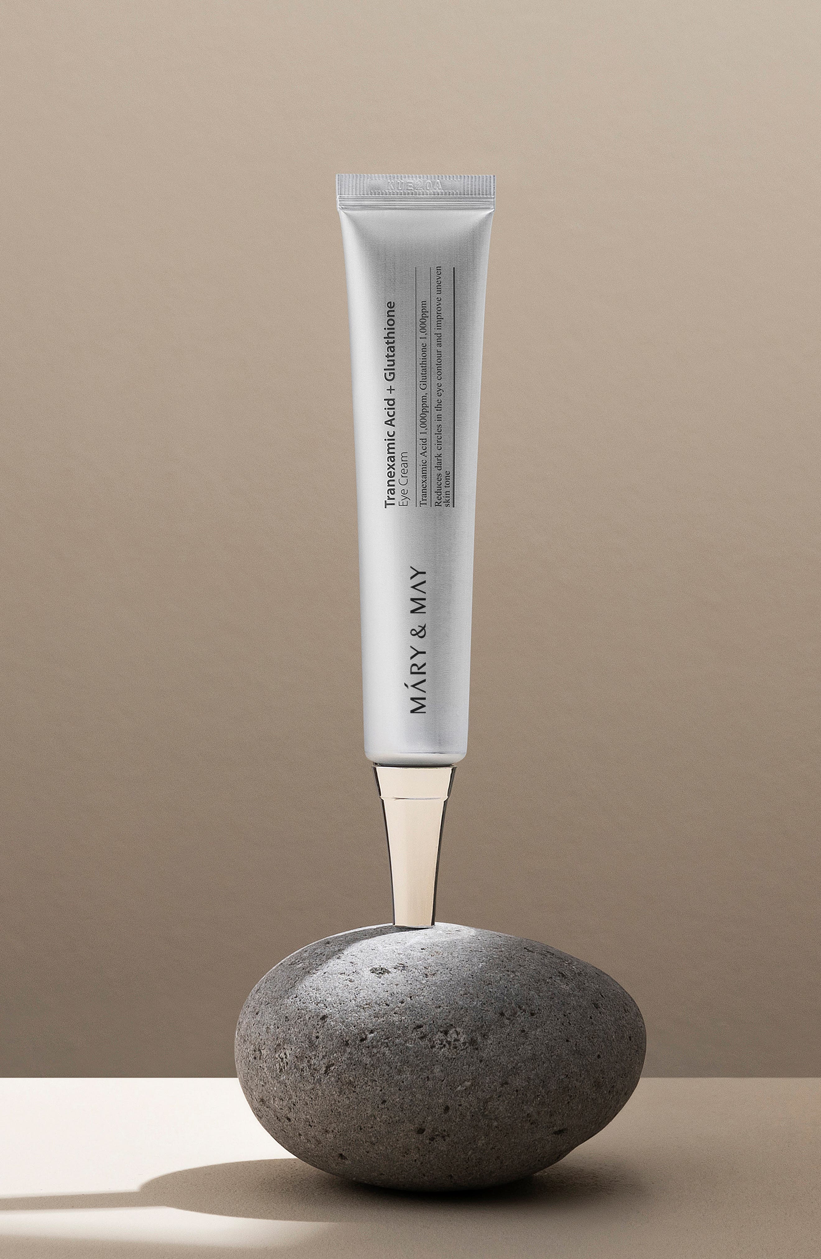 tranexamic acid glutathione eye cream Mary&May (Women) Please select your glutathione flavor:Lemon Mint hyaluronic acid vit b12 injections for It also contains Vitamin