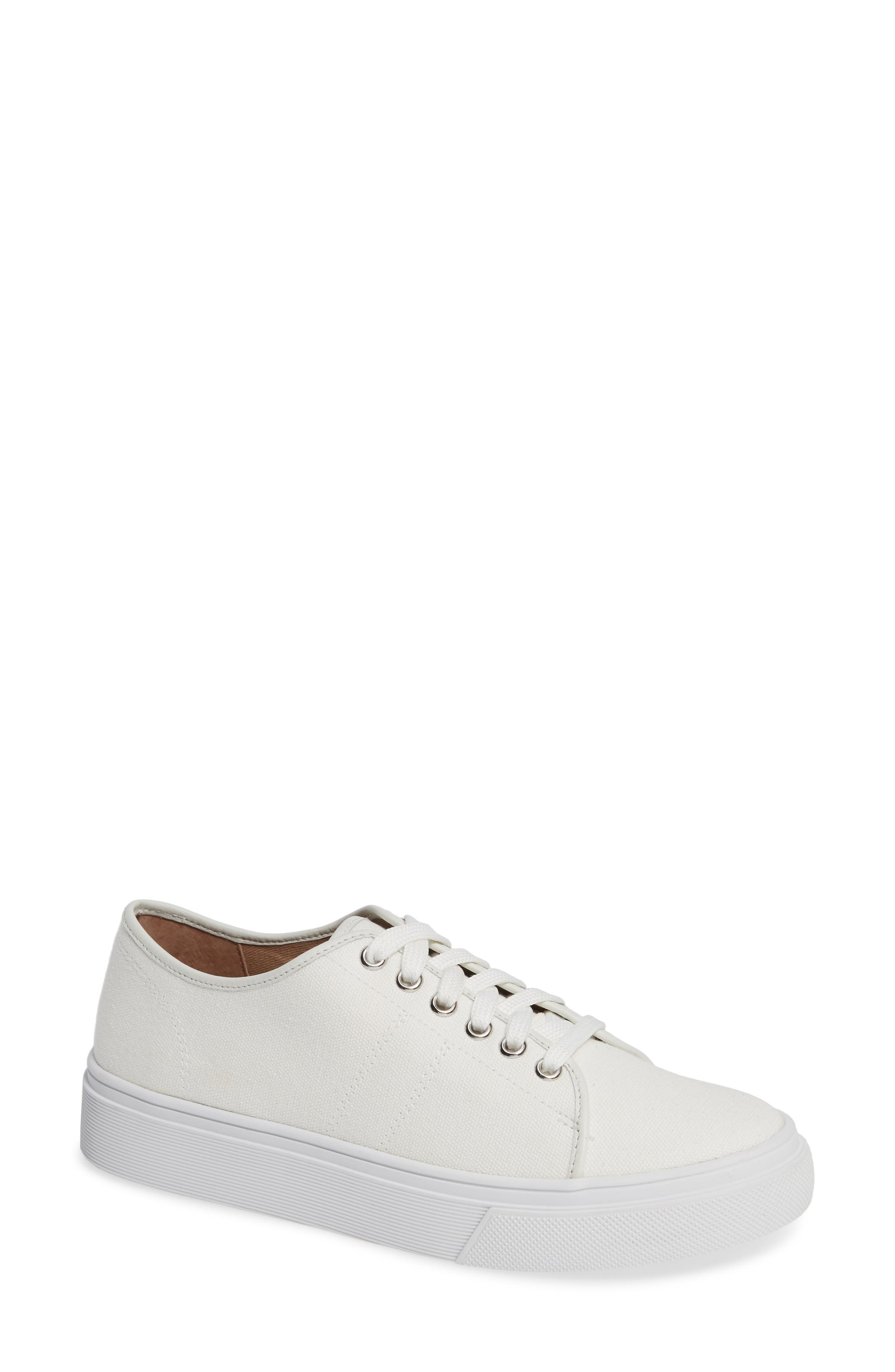 Caslon<sup>®</sup> Ethan Low-Top Sneaker, Main, color, 