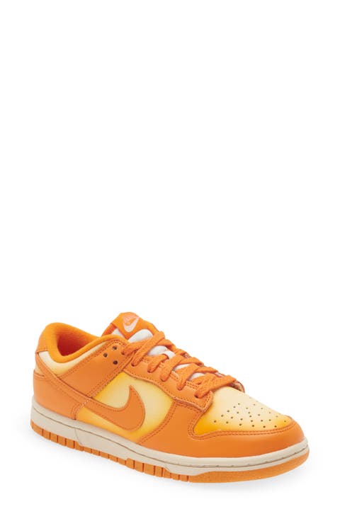 Dunk Low Basketball Sneaker (Women)