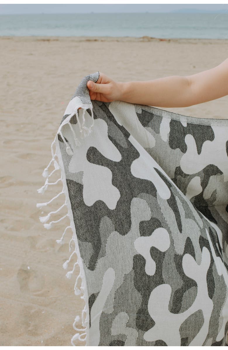 InfuseZen Camo Print Organic Sand Resistant Reversible Turkish Towel, Alternate, color, Black